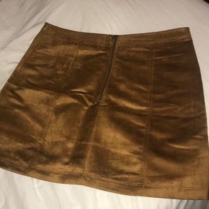 FAUX SUEDE SKIRT